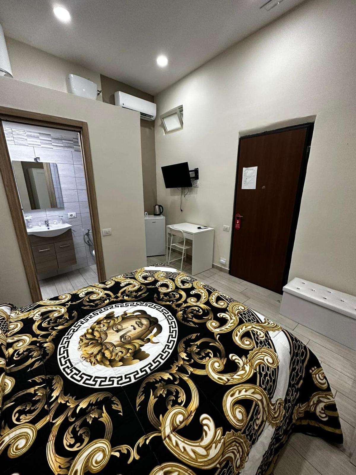 B&B Spaccanapoli A Due Passi Da Via Tribunali エクステリア 写真