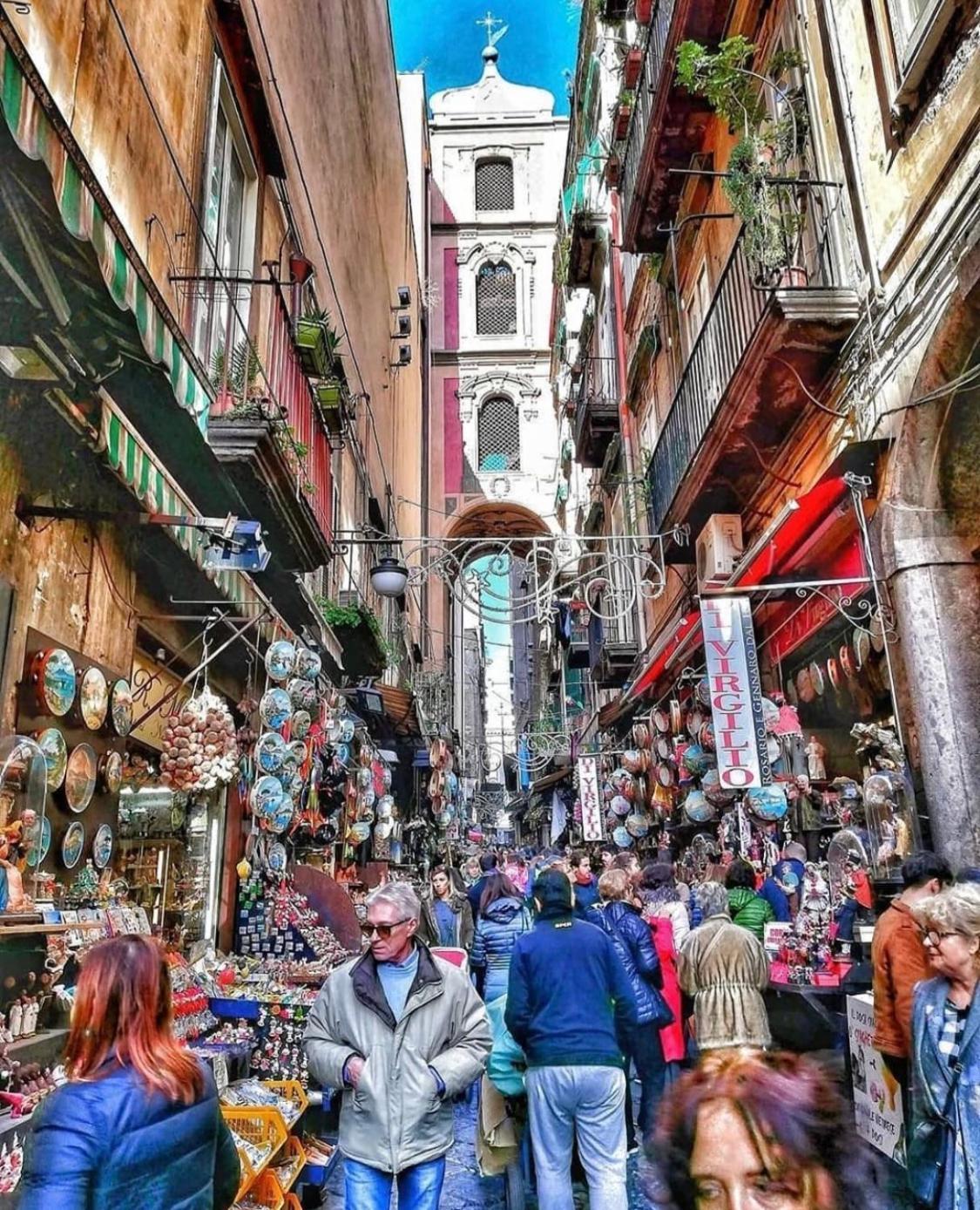 B&B Spaccanapoli A Due Passi Da Via Tribunali エクステリア 写真